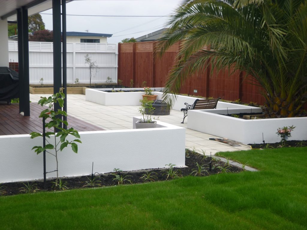 Lawn 8